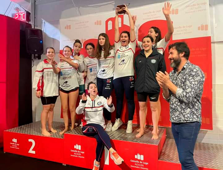 As nadadoras do CNPonteareas fanse en Lugo co título de campioas galegas