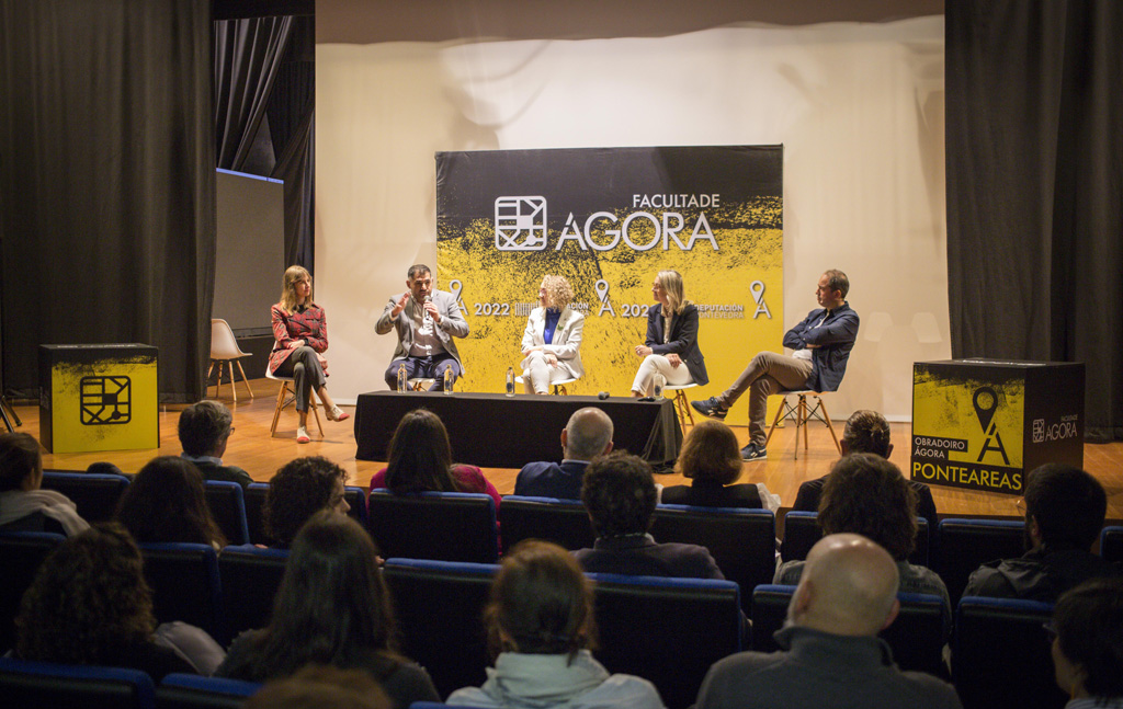 A Facultade Ágora aplaude o modelo de Ponteareas, que acadou en tres anos 40.000 m2 de espazo público para as persoas